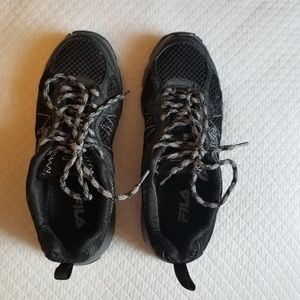 Fila- "Like New" Tennis Shoes